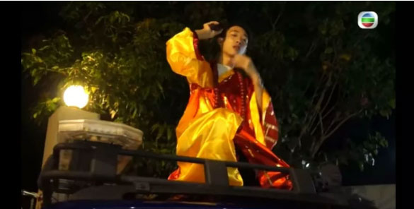 闹市撒钱，起底幕后“香港区块链第一人”