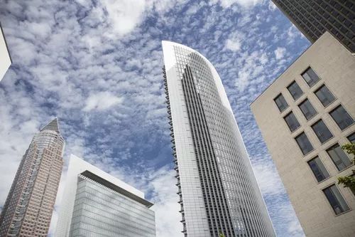 错过两个时代的IBM，能否用区块链抢占下个时代？