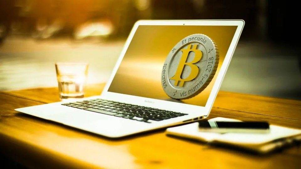 比特币一飞冲天，加密 " 牛鬼蛇神 " 也出动了，如何规避风险？