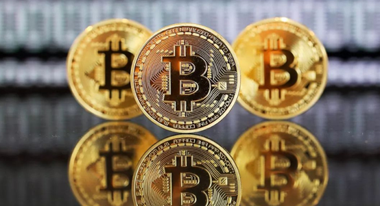 监管担忧重浮水面，投资者抛售比特币