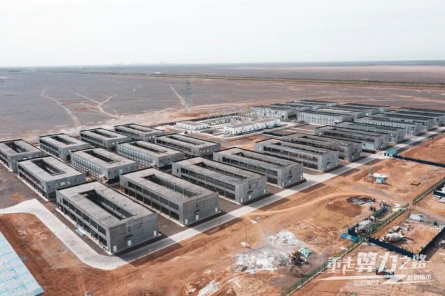 重走比特币“算力之路”：实探内蒙鄂尔多斯、新疆准东、川西加密货币矿场
