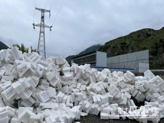 重走比特币“算力之路”：实探内蒙鄂尔多斯、新疆准东、川西加密货币矿场